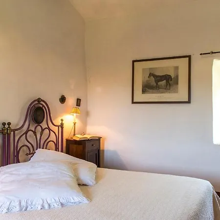 Villa I Piantoni 10, Emma Penna in Teverina
