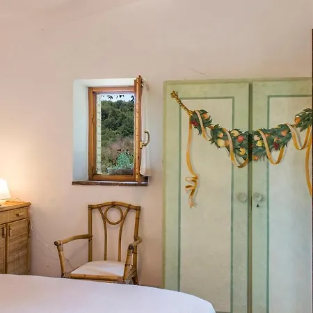 I Piantoni 10, Emma Villa Penna in Teverina